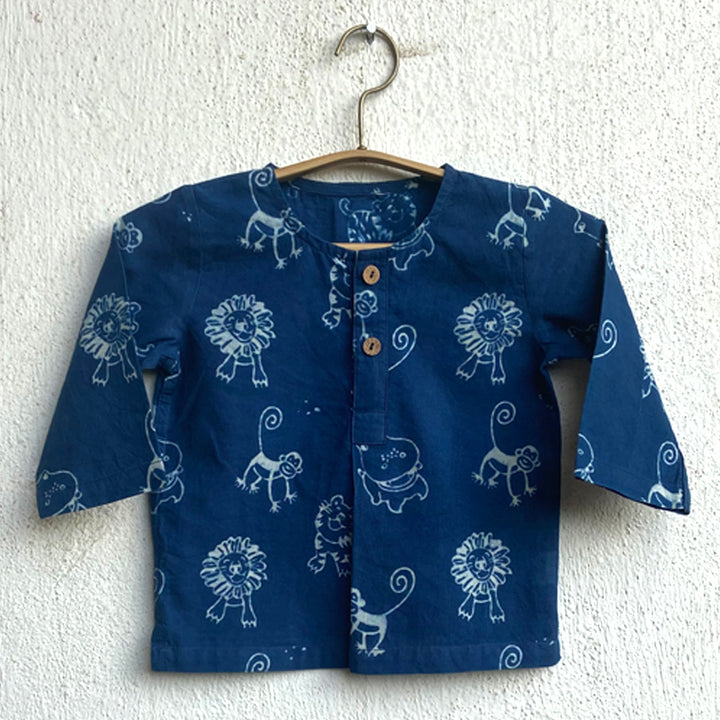 UNISEX ORGANIC ZOO PRINT INDIGO KURTA + WHITE PANTS