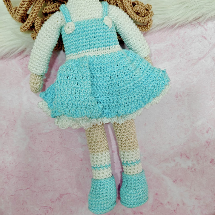 Crochet Doll -Snowbelle