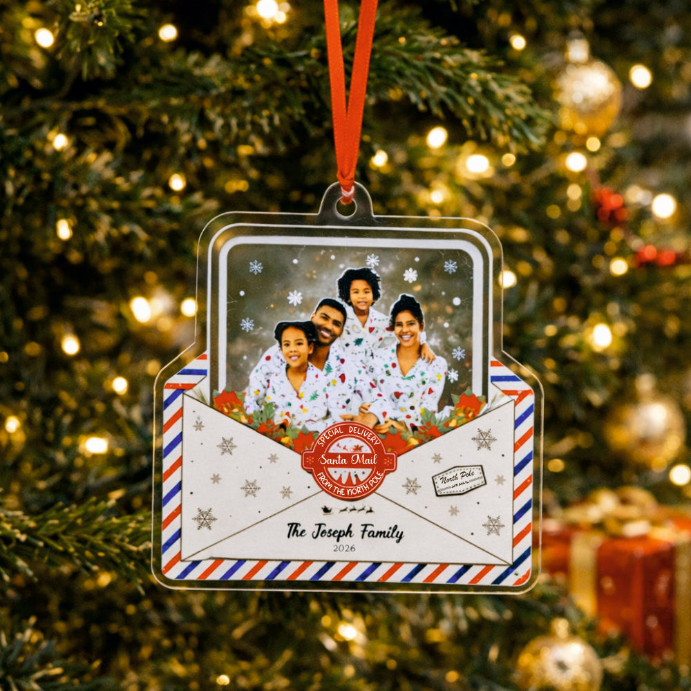 Babble Wrap Christmas Family Mail Ornament