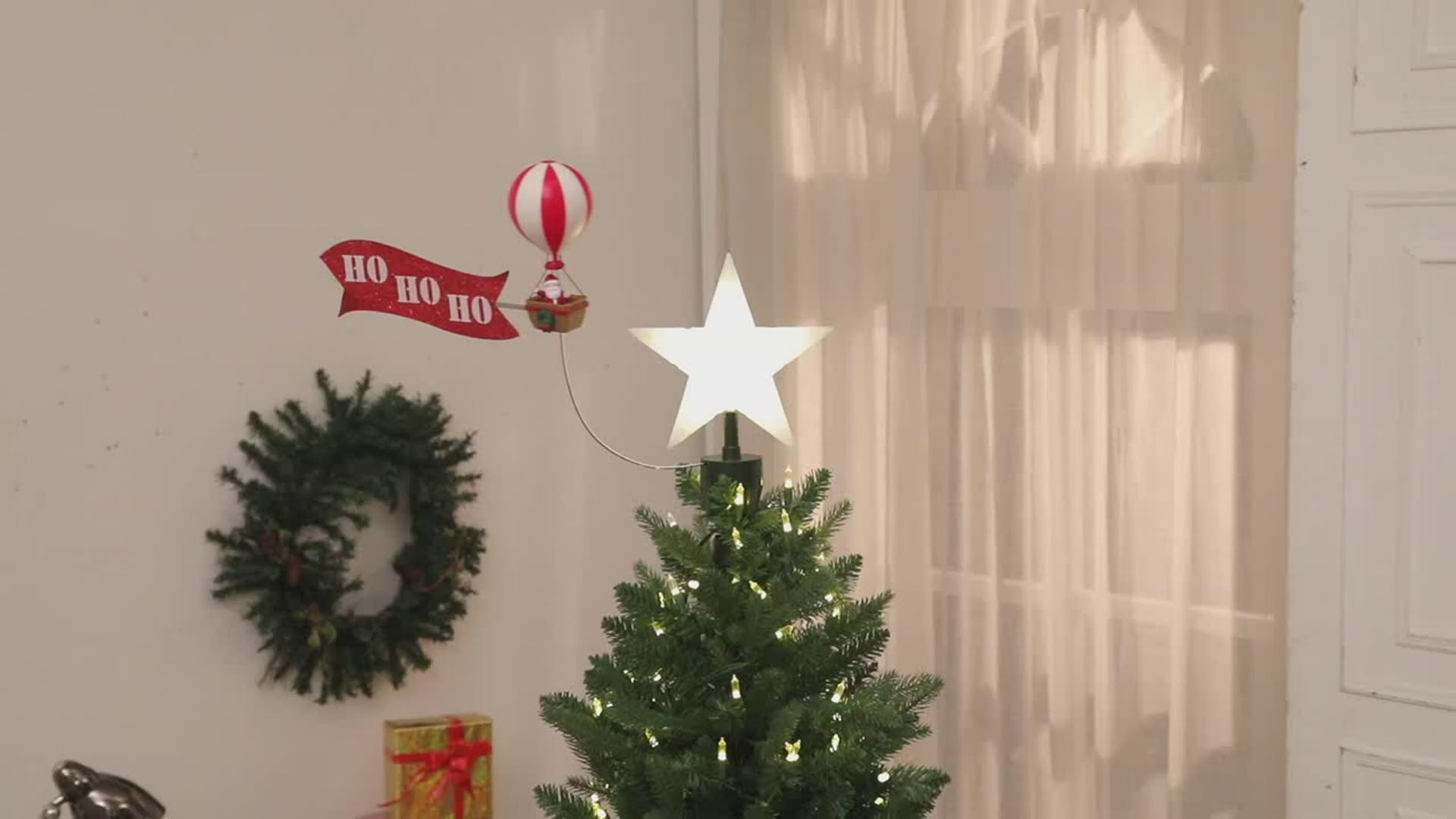 Mr. Christmas  Animated Santa's hot Air Balloon Tree Topper with Banner