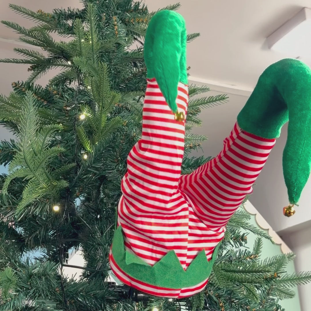 Swinging Legs - Classic Elf