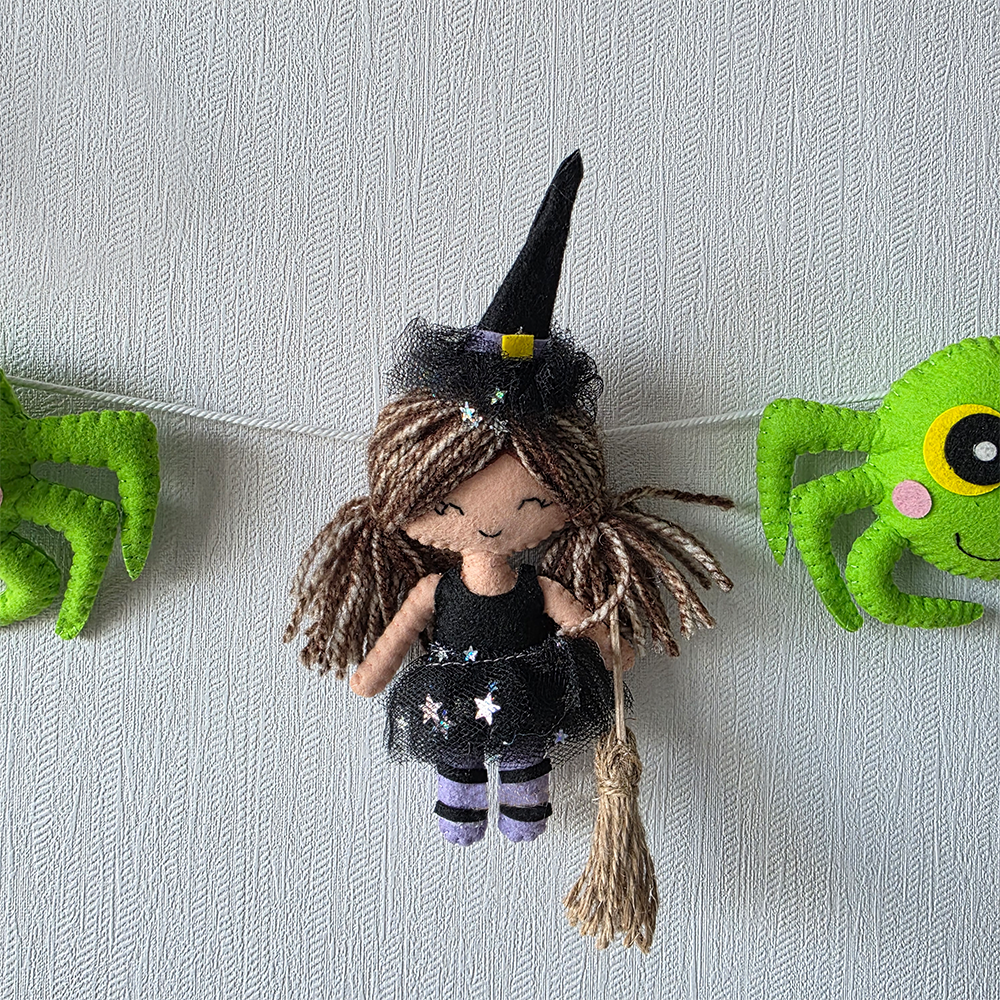 Happy Halloween Bunting – The Witch & Her Boo Crew