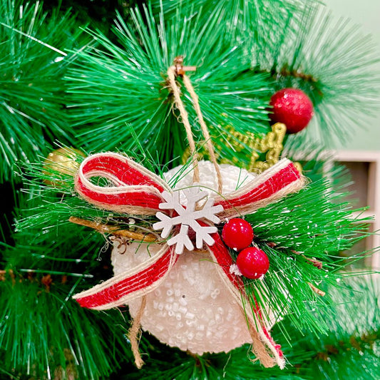 Babble Wrap Glittering Snow Ball Bauble