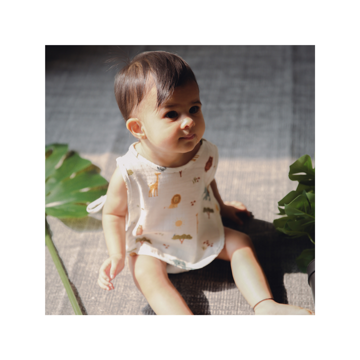 Super soft and lightweight jhablas perfect for Indian weather and hot summer. Cute, sustainable, premium, luxurious and comfortable children toddler and baby clothes toys and newborn essentials Organic cotton organic muslin premium gift luxury gift sustainable clothes baby clothes baby gift newborn gift birthday gift onesie bodysuit