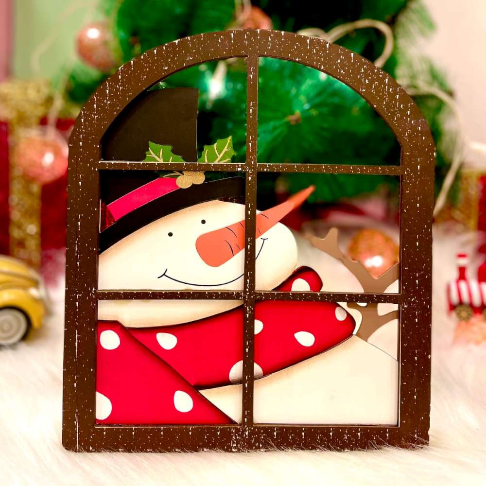 Babble Wrap Wooden Snowman In A Door Frame